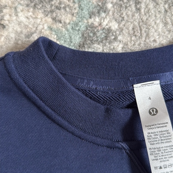 Lululemon Navy All Yours Crew Size 4 - Picture 5 of 7